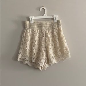cream lace summer shorts